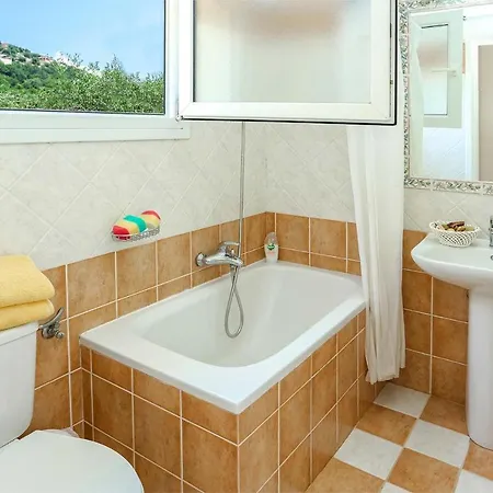 Selini Villa *